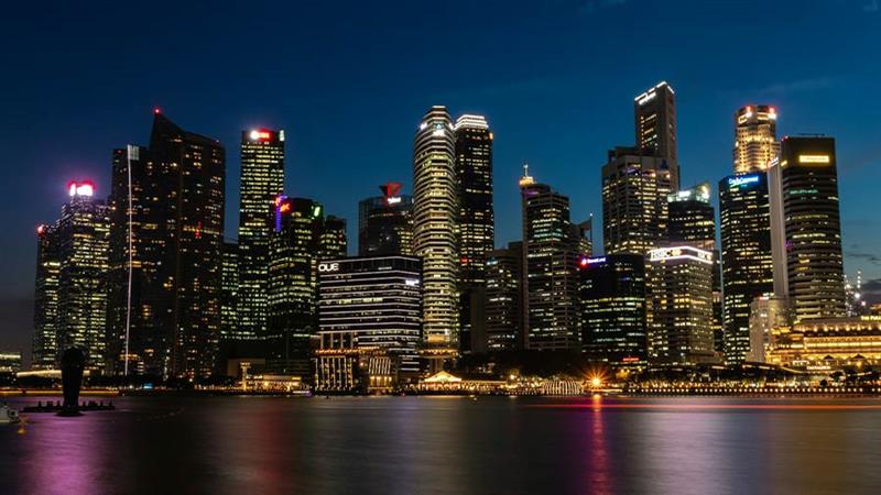 Singapore vs Hong Kong vs Dubai: Regional HQ Trade-Offs for Investors